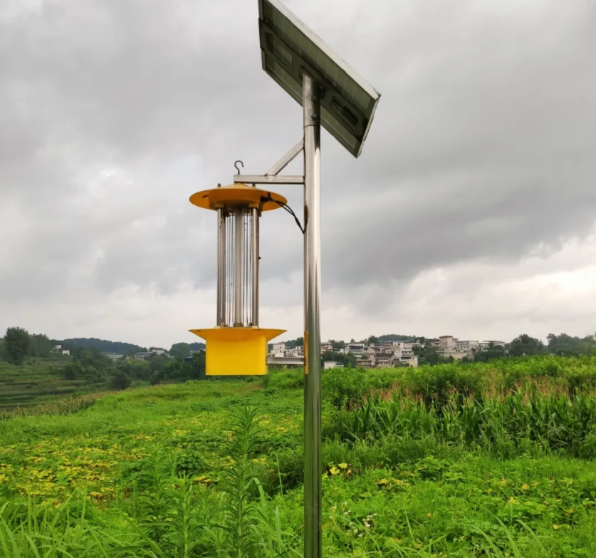 頻振式太陽(yáng)能殺蟲(chóng)燈